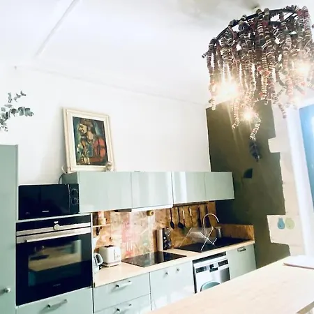 La Petite Duguesclin Apartament *